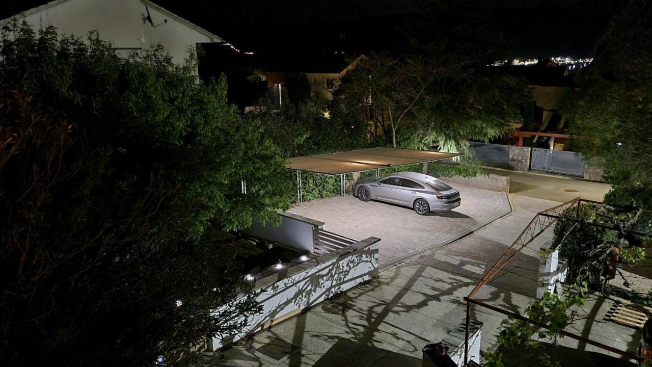 Appartamento Apartman Z12 Kornić Esterno foto